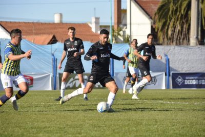 INDEPENDIENTE (CHIVILCOY) Y ÁRBITROS (RADIOGRAFÍA) – CLUB ATLÉTICO